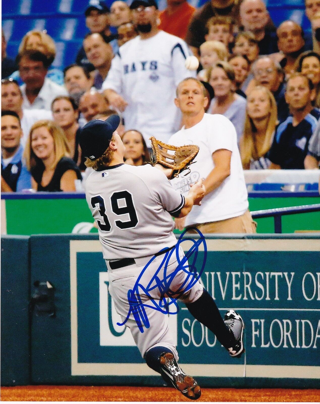 MARK REYNOLDS NEW YORK YANKEES ACTION SIGNED 8x10