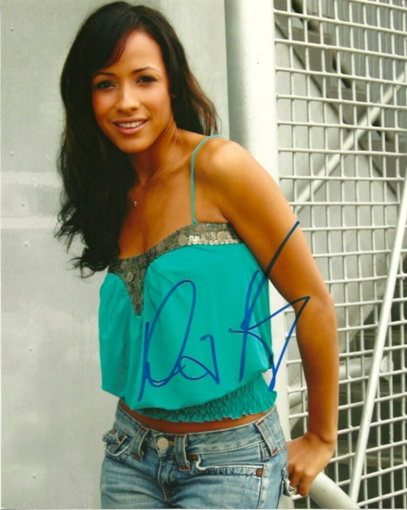 Sexy Dania Ramirez Autographed Signed 8x10 Photo Poster painting COA