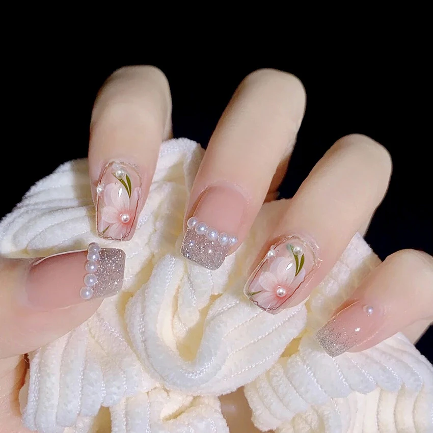 Bayuyun 24Pcs/Set Coffee Leopard French Fake Nails with Diamonds Japan Korean Artificial Acrylic Press on Nails Removable Stick on Nails