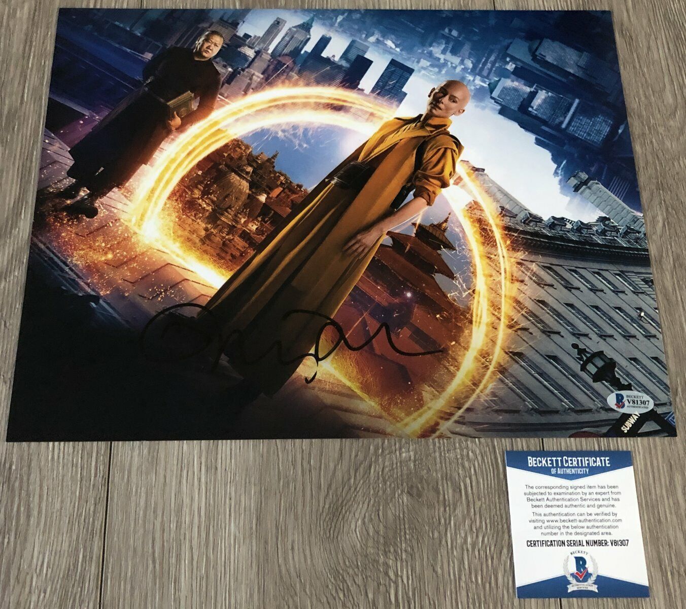 TILDA SWINTON SIGNED DOCTOR STRANGE 11x14 Photo Poster painting w/EXACT PROOF & BECKETT BAS COA