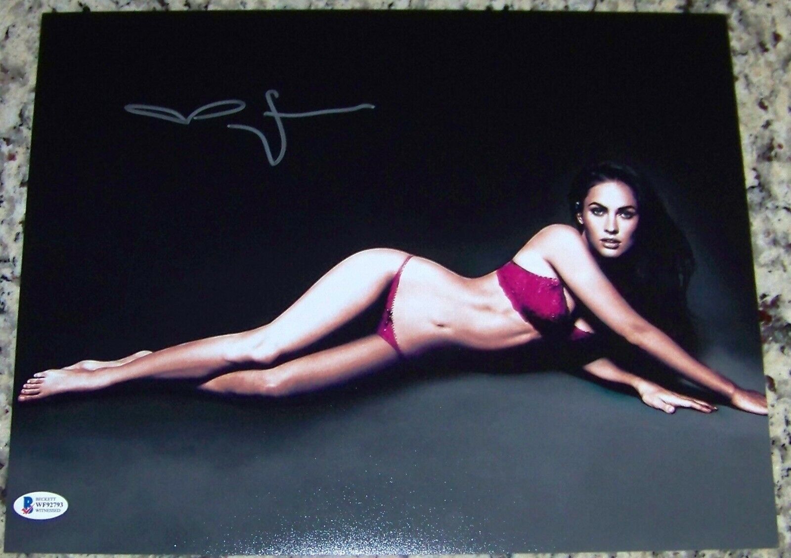 GREAT POSE! Megan Fox Signed Autographed 11x14 Photo Poster painting BAS Beckett Witnessed COA!