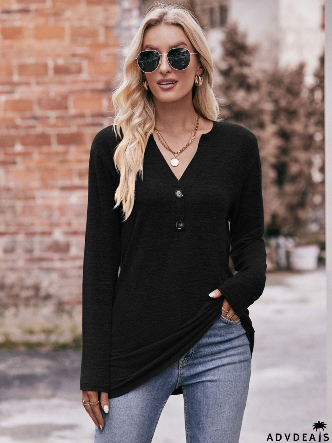 Buttoned Notched Neck Long Sleeve Top