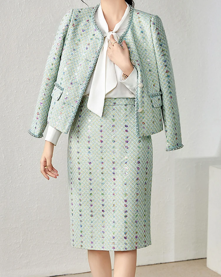Elegant tweed jacket and skirt two-piece set