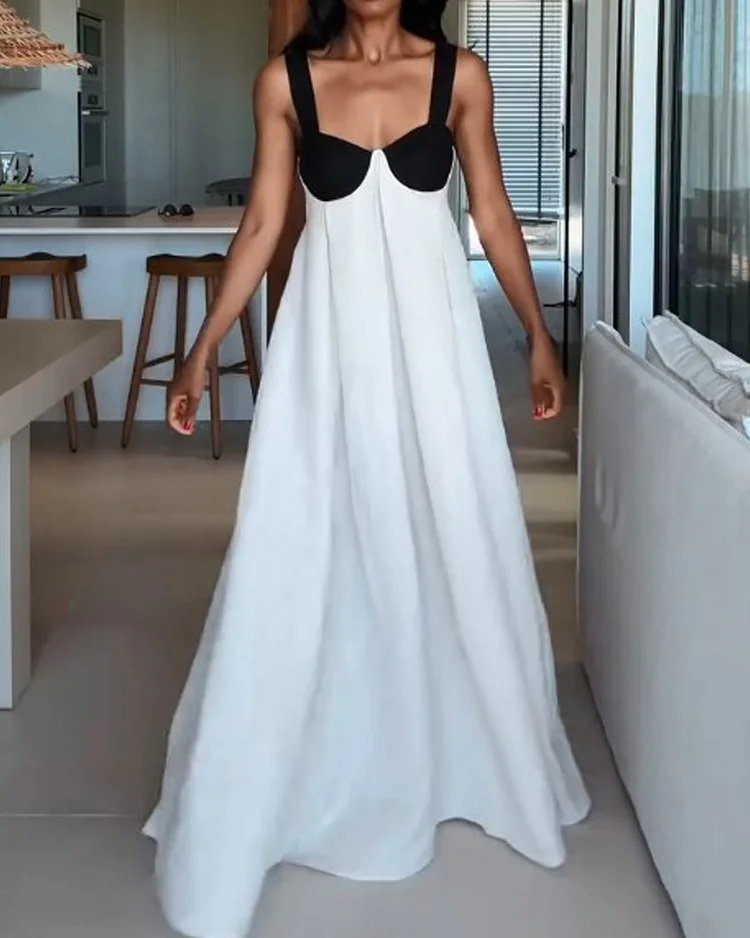 Sleeveless solid color dress