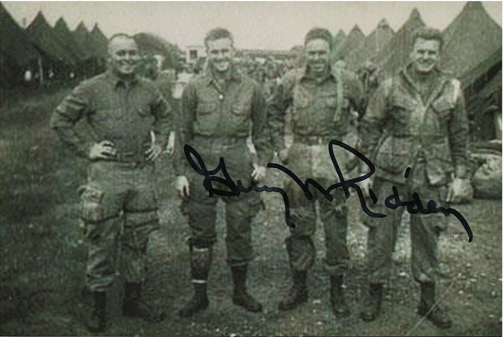 GUY WHIDDEN 101ST AIRBORNE 502 PIR,D-DAY & MARKET GARDEN VET RARE SIGNED Photo Poster painting