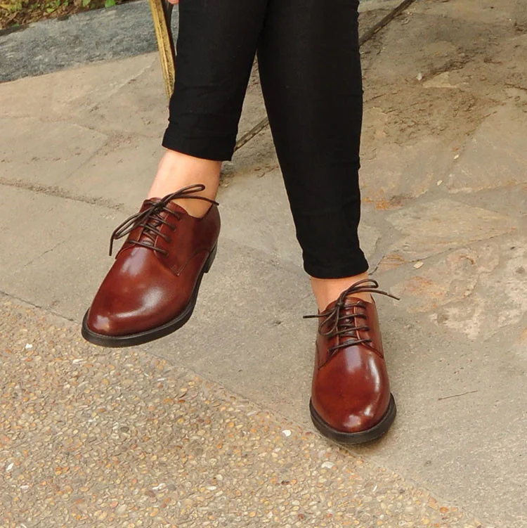 Vegan Round Toe Oxfords Vintage Shoes in Brown Vdcoo