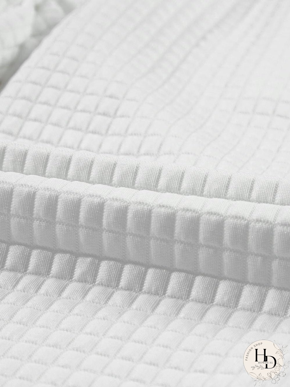 Chic White Textured Lattice Crop Top and Jogger Pants Ensemble