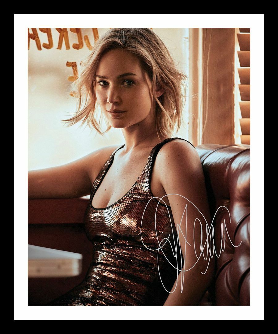 Jennifer Lawrence Autograph Signed & Framed Photo Poster painting 1