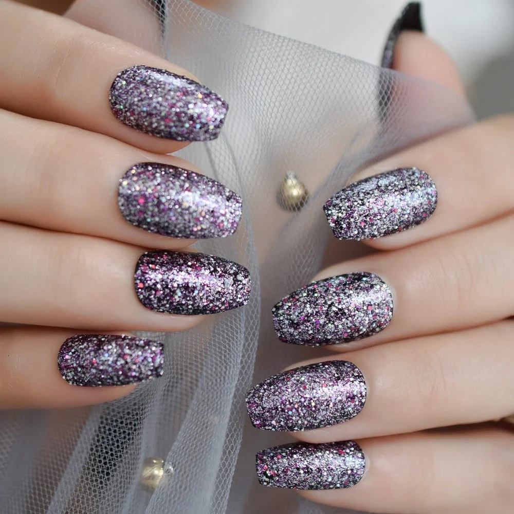 Sweet Heart Fake Nails Glam Fantasy Special Glitter Mix Oval Short Acrylic Artificial Nail Art Tips White Color Manicure Tips-Nail Inspo