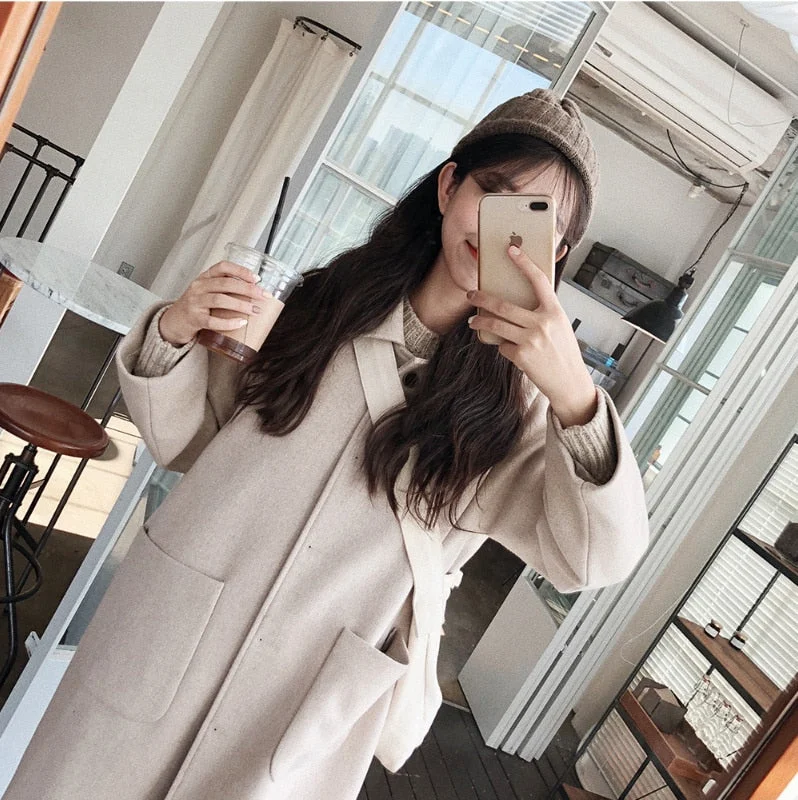 Autumn And Winter 2021 New Korean Loose College Style Black Woollen Coat Medium Long Small Tweed Coat For Women