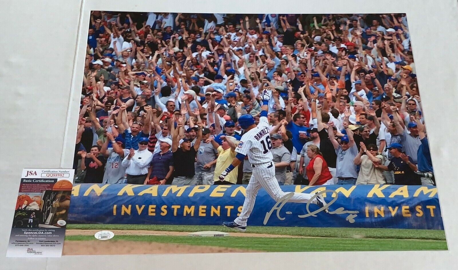 Aramis Ramirez signed Chicago Cubs 16x20 Photo Poster painting autographed 2 JSA