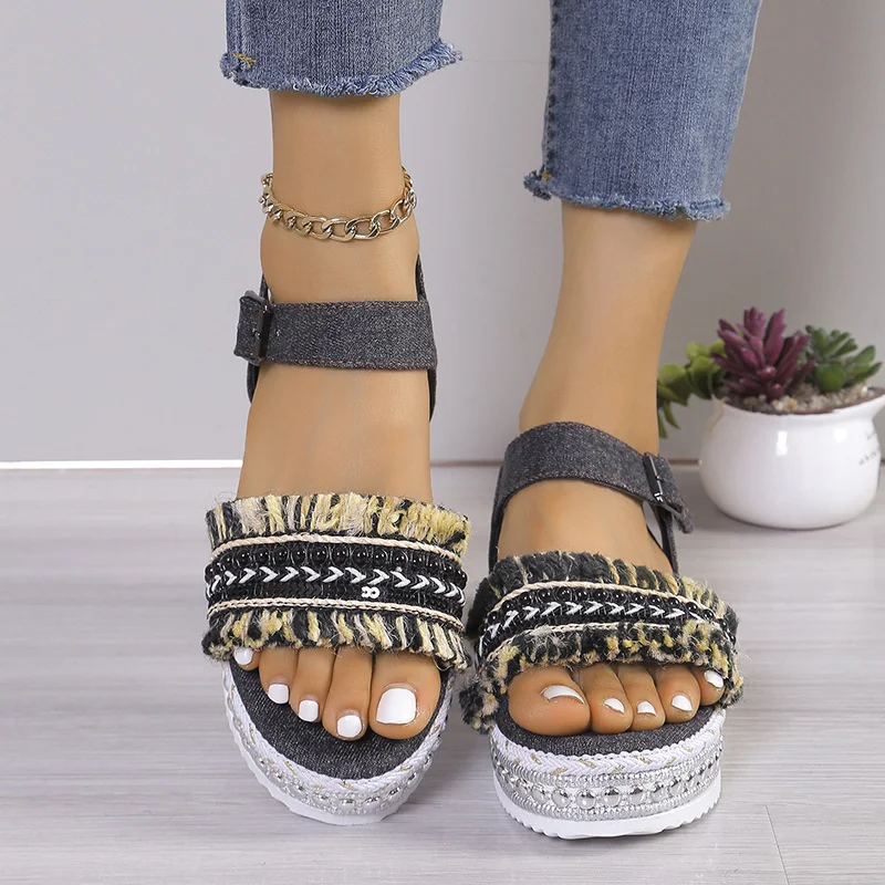 Footwear Guide for Older Ladies: How to Stay Chic and Pain-Free