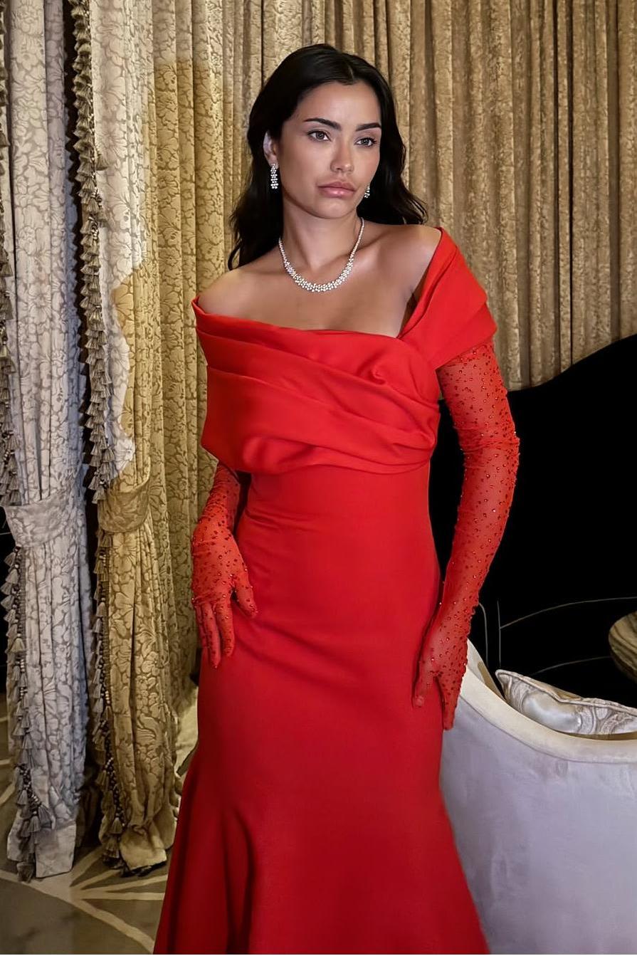 Lvs&Broner Strapless Off the Shoulder Long Mermaid Prom Dress With Gloves Pleated