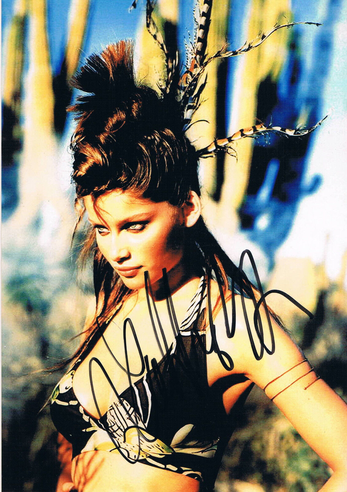 Laetitia Casta genuine autograph 6x8