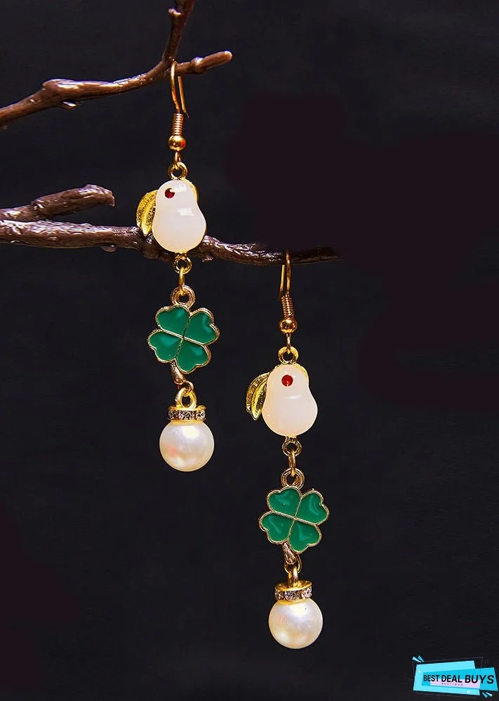 Stylish Little White Rabbit Jade Pearl Drop Earrings