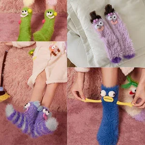 🎁 Coral velvet three-dimensional quirky socks