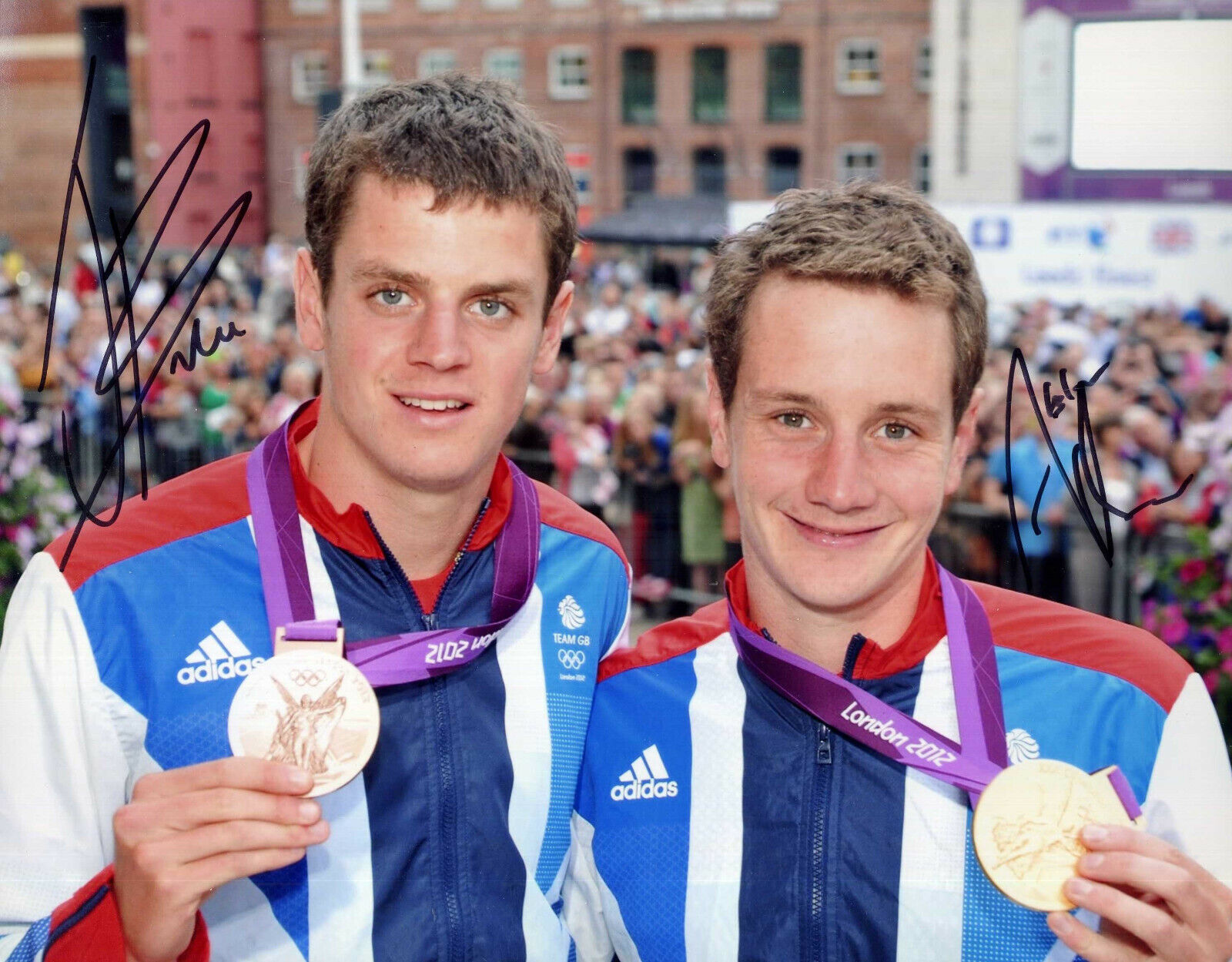 ALISTAIR & JONNY BROWNLEE Signed Photo Poster paintinggraph - Triathlon Champions - preprint