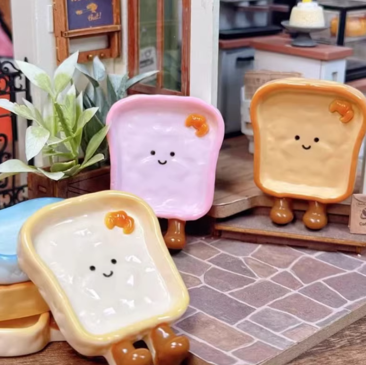 Mini JC Smiley Toast Plate Charm