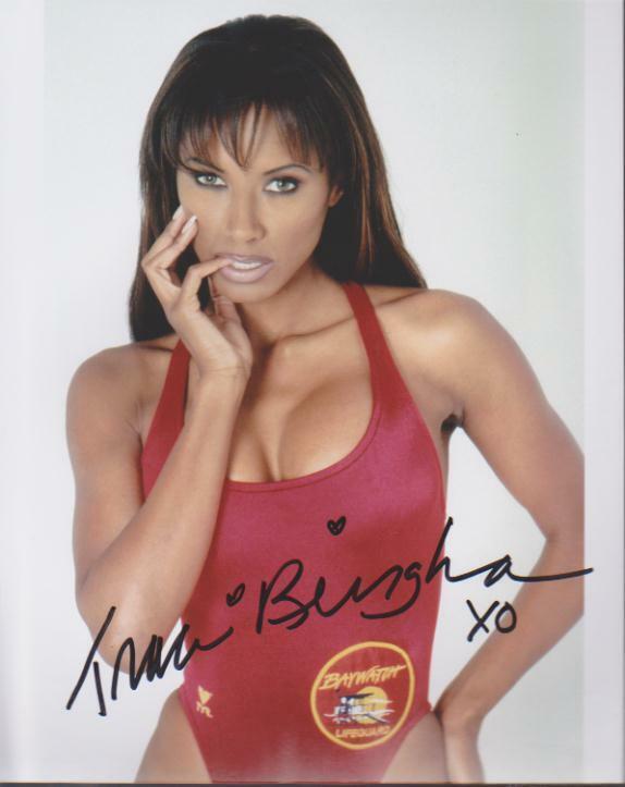 Traci Bingham  Sexy Baywatch Original 8X10 Signed 8X10 Pic At Hollywoodshow