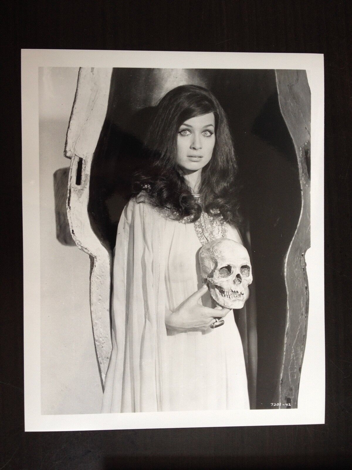 VALERIE LEON ( 8 ) - CARRY ON / BOND / HORROR FILM ACTRESS - UNSIGNED Photo Poster paintingGRAPH