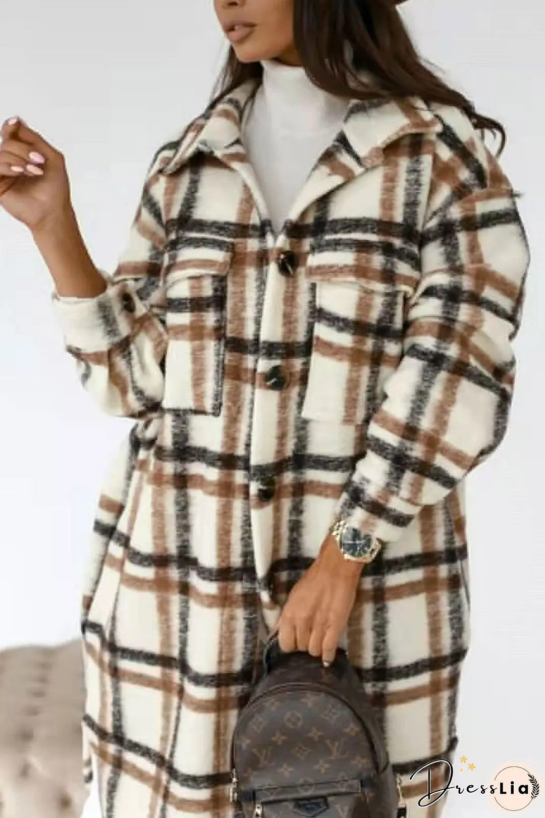 Relaxed and Timeless winter garment