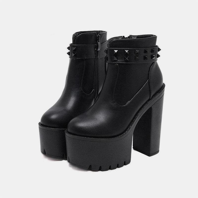 Rivets Ankle Boots