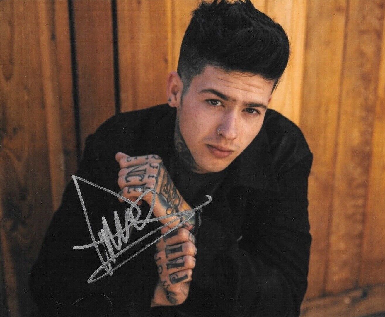 * TRAVIS MILLS * signed 8x10 Photo Poster painting * GIRLFRIENDS * T-MILLS * 2