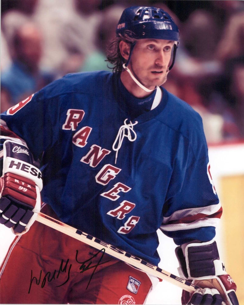 Wayne Gretzky Signed Autographed Glossy 8x10 Photo Poster painting New York Rangers - COA Matching Holograms