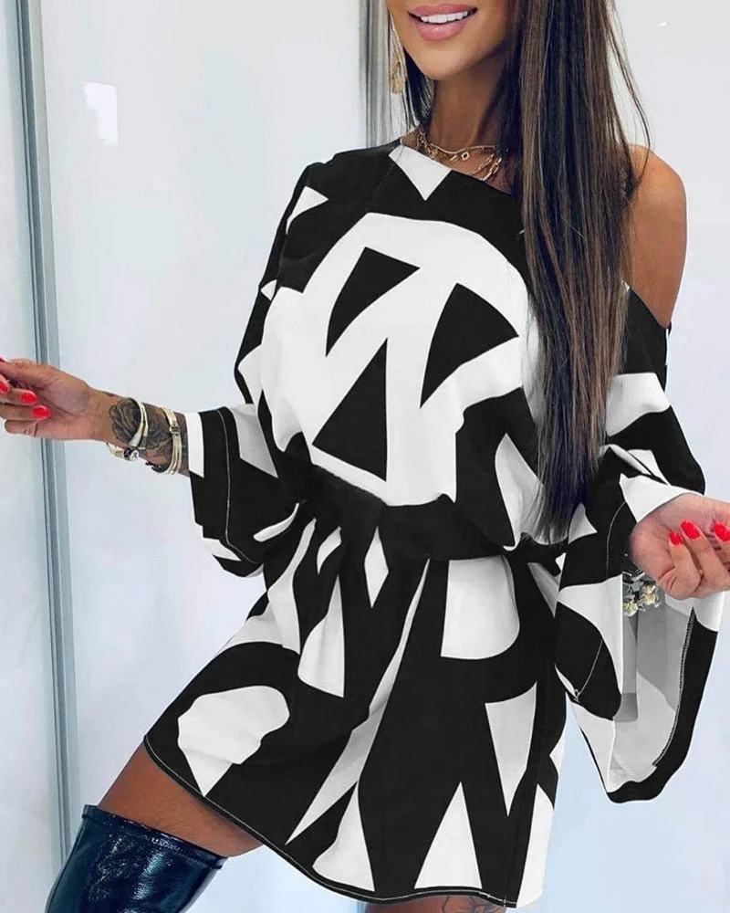 2021 Autumn Festival Women Pumpkin One Shoulder Bell Sleeve Abstract Print Long Sleeve Dress Women Casual Mini Party Dress New