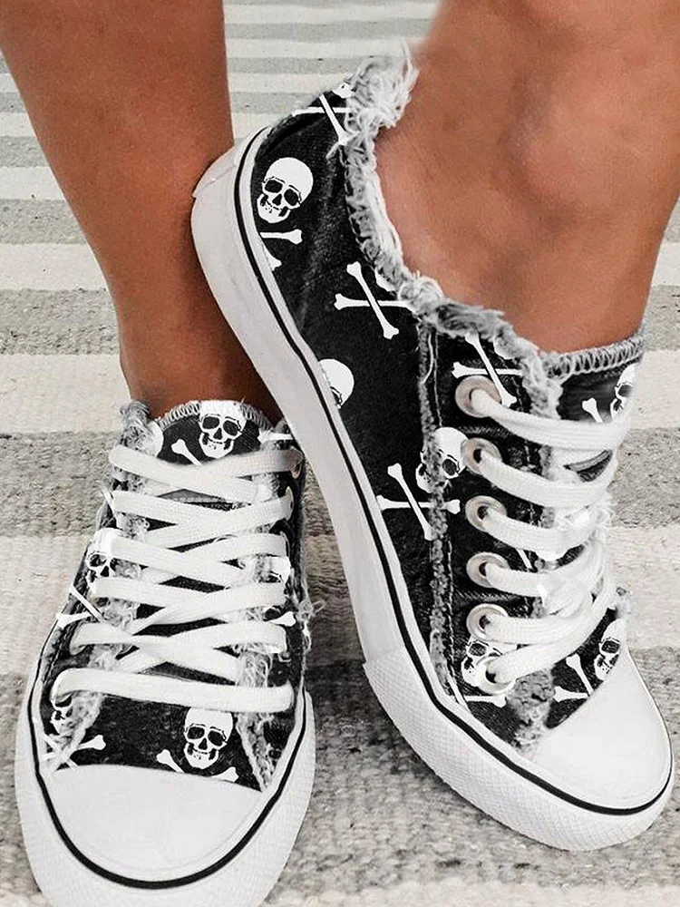 Halloween Black Skull Print Distressed Lace Up Sneakers