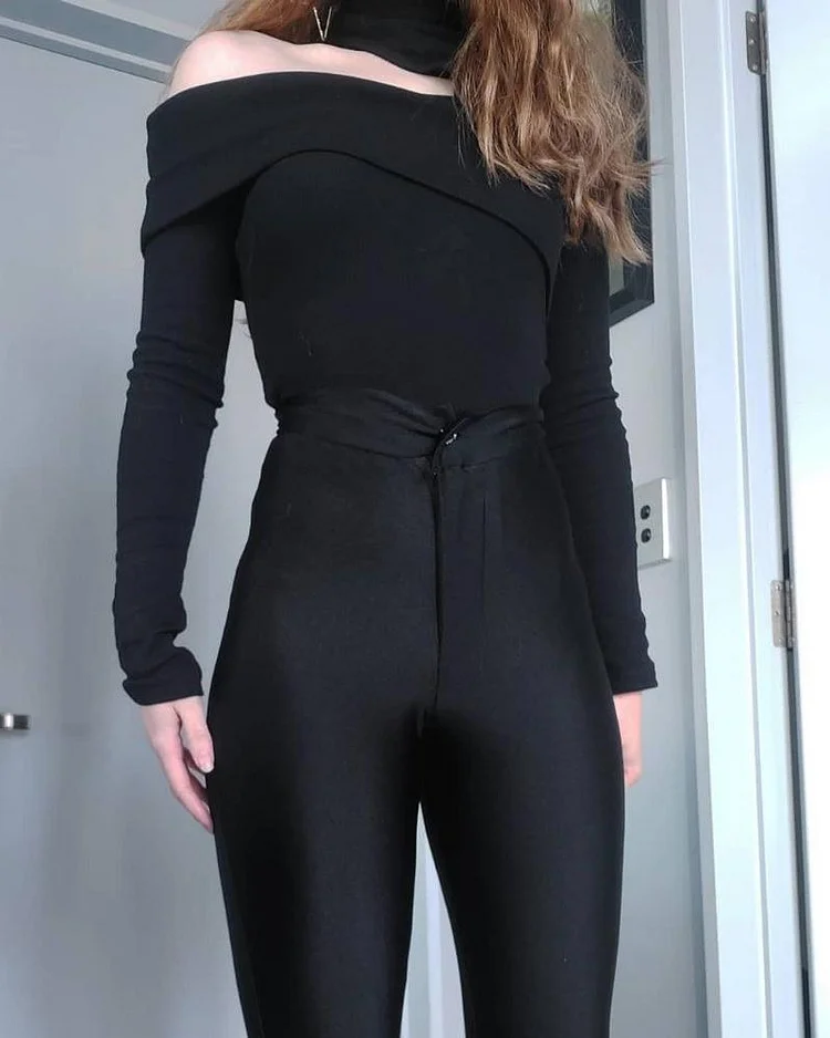 Designed Turtleneck Knitted Top