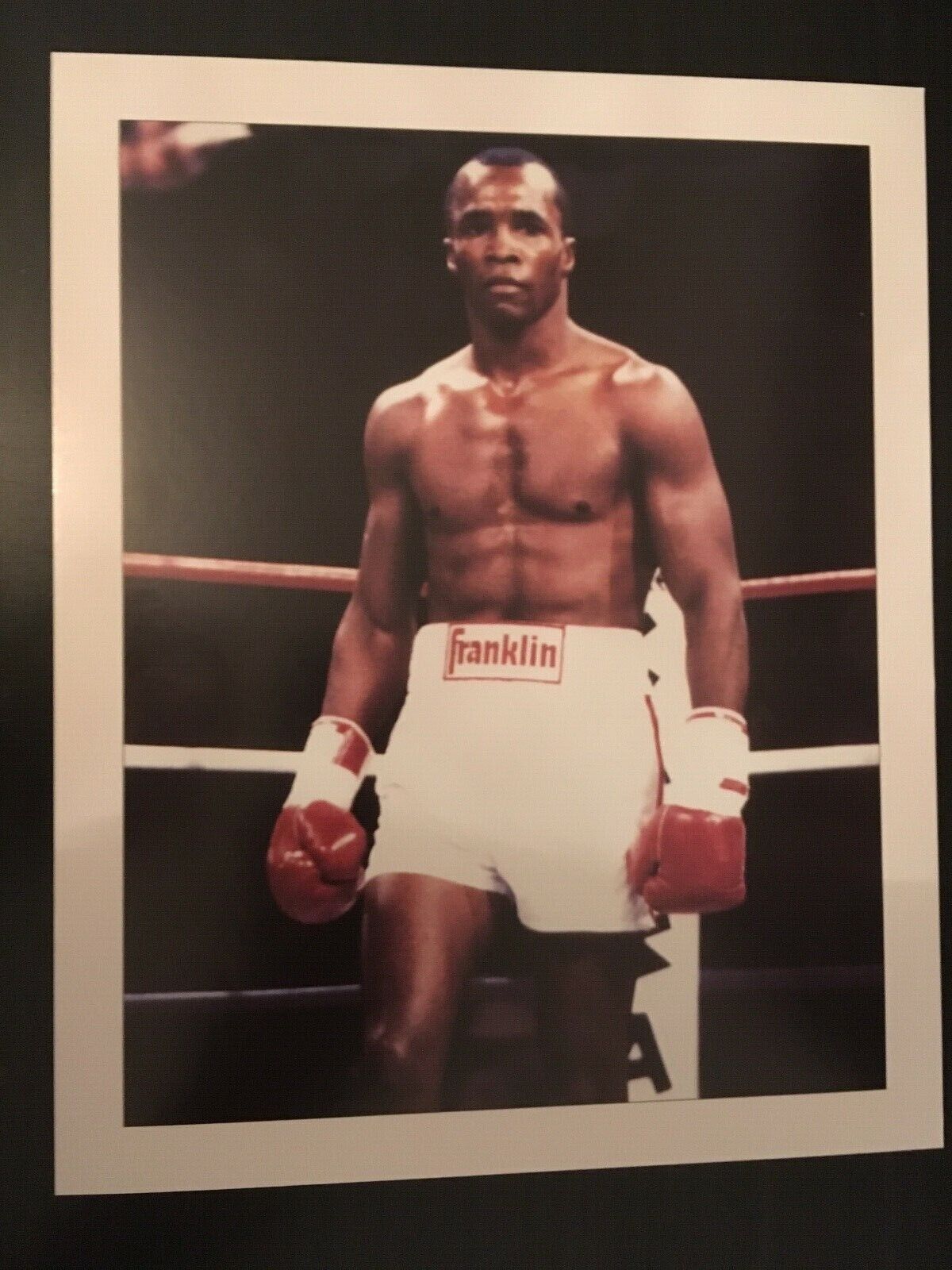 SUGAR RAY LEONARD - LEGENDARY WORLD CHAMPION - EXCELLENT UNSIGNED Photo Poster paintingCARD