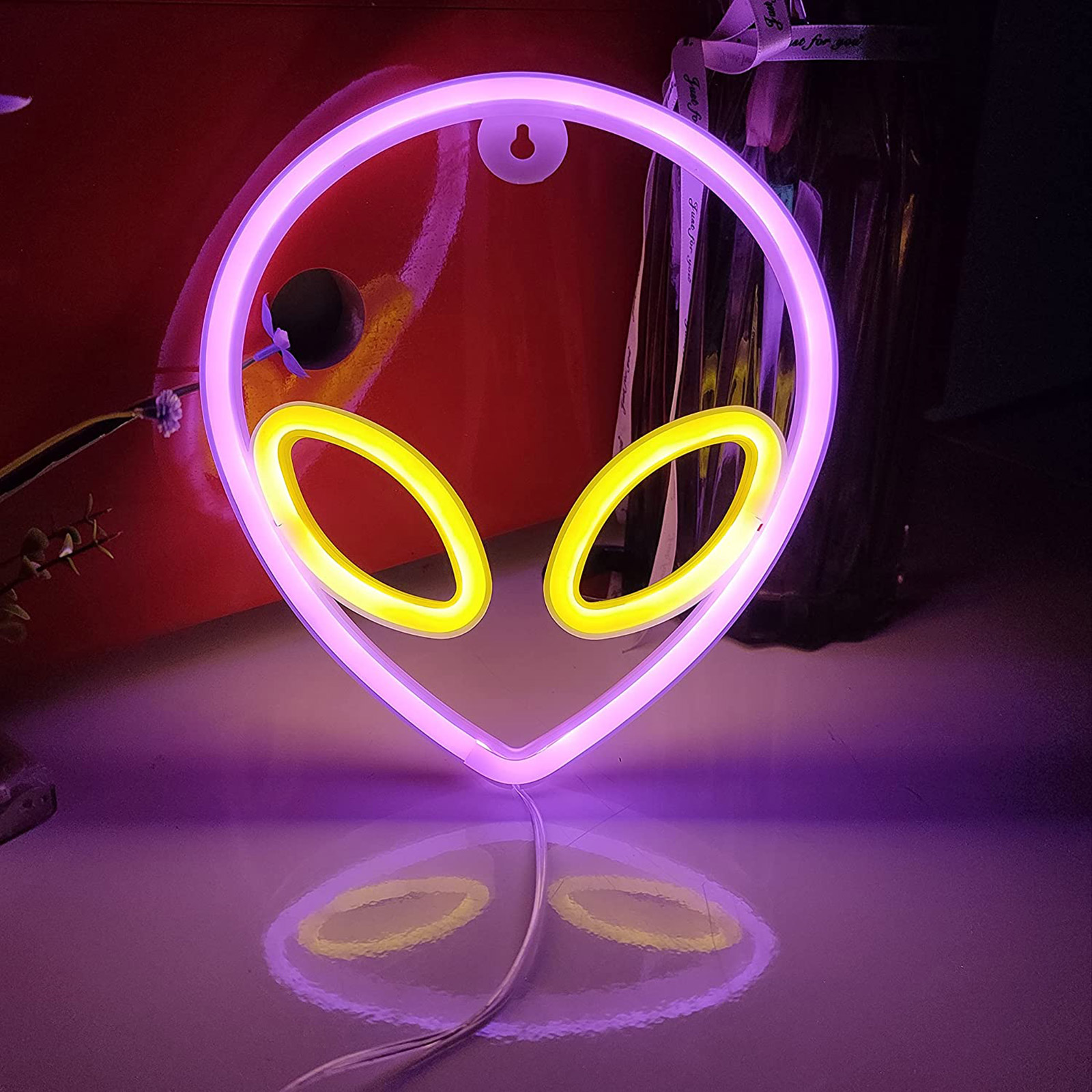 

LED Alien Shaped Neon Signs Light Wall Decor Art for Home Bedroom Halloween, Alien 3 blue powder, 501 Original