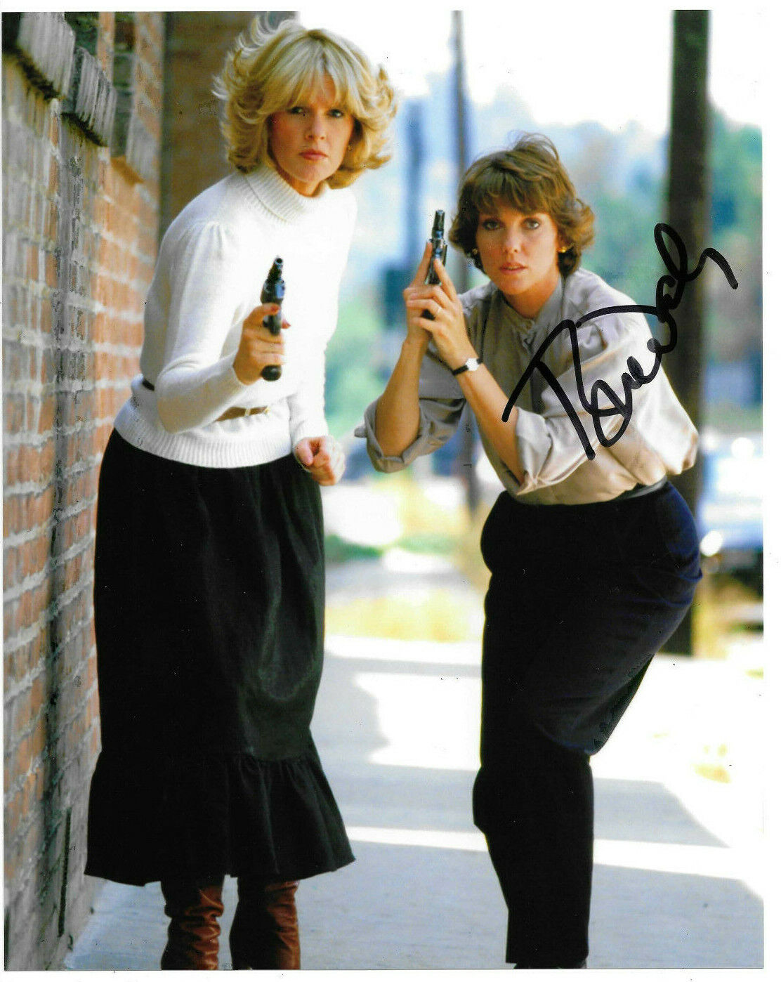 Tyne Daly Authentic Signed 8x10 Photo Poster painting Autographed, Cagney and Lacey