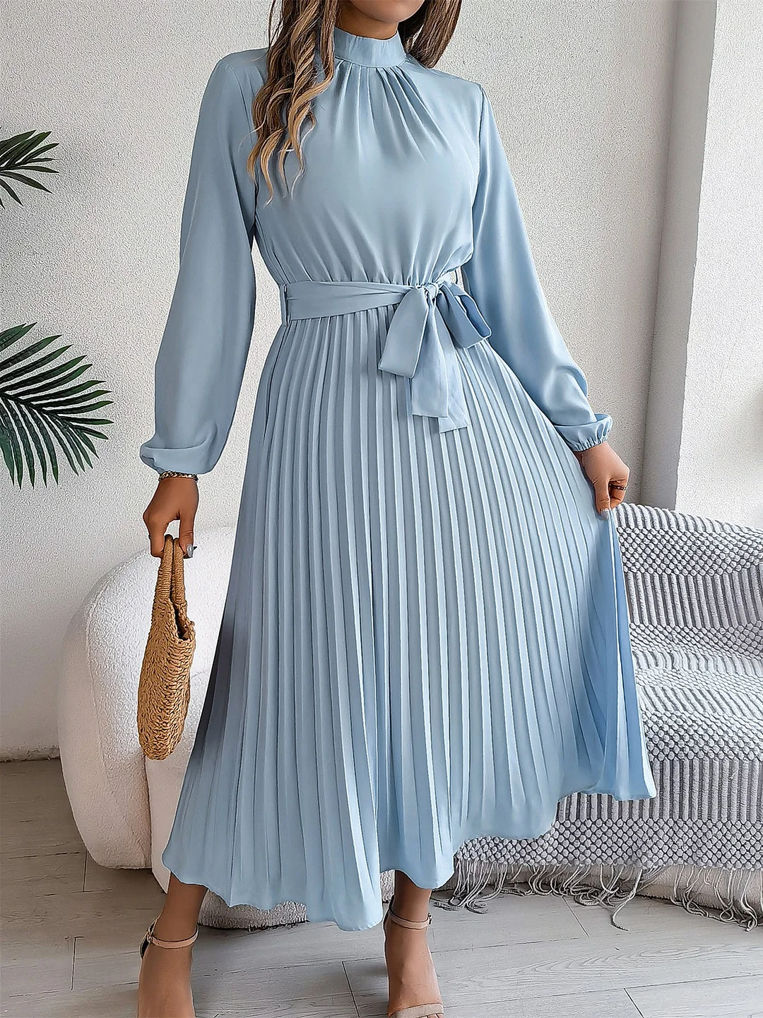 Women's Long Sleeve Scoop Neck Solid Color Lace-up Midi Dress