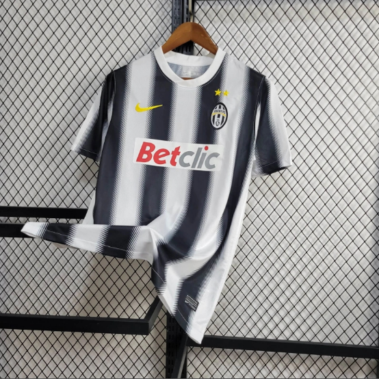 Retro Juventus 2011/2012 Home Football Shirt Thai Quality