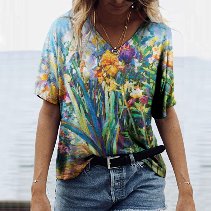 Oil Painting Flower Print V-Neck Short Sleeved T-Shirt wearshes