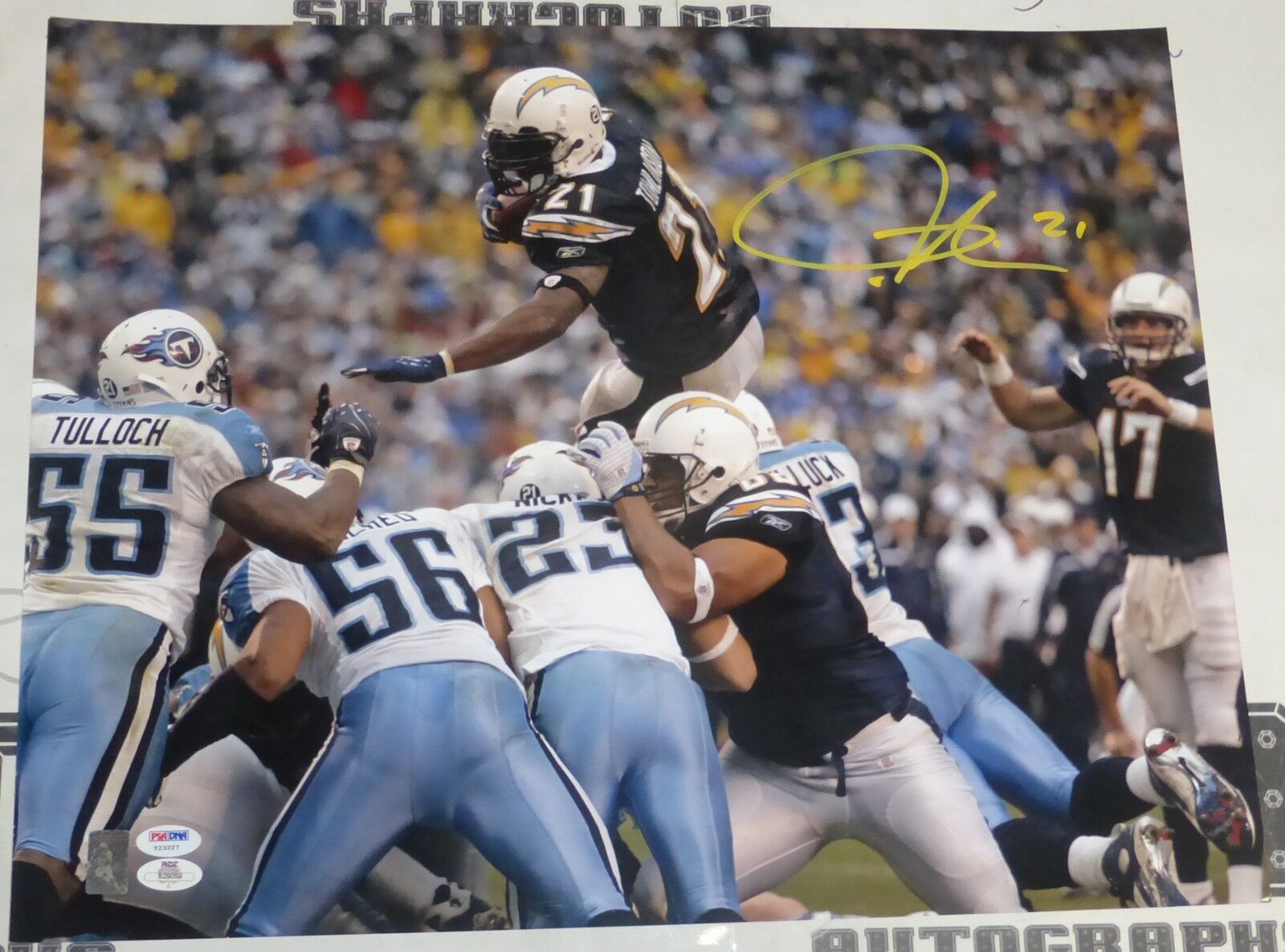 LaDainian Tomlinson Signed Chargers Football 16x20 Photo Poster painting PSA/DNA COA LT Picture