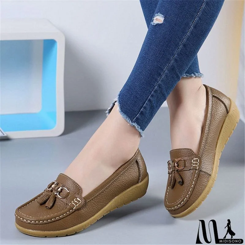 MidiSono - New Casual Simple Style Breathable Solid Color Boat Shoes Loafers