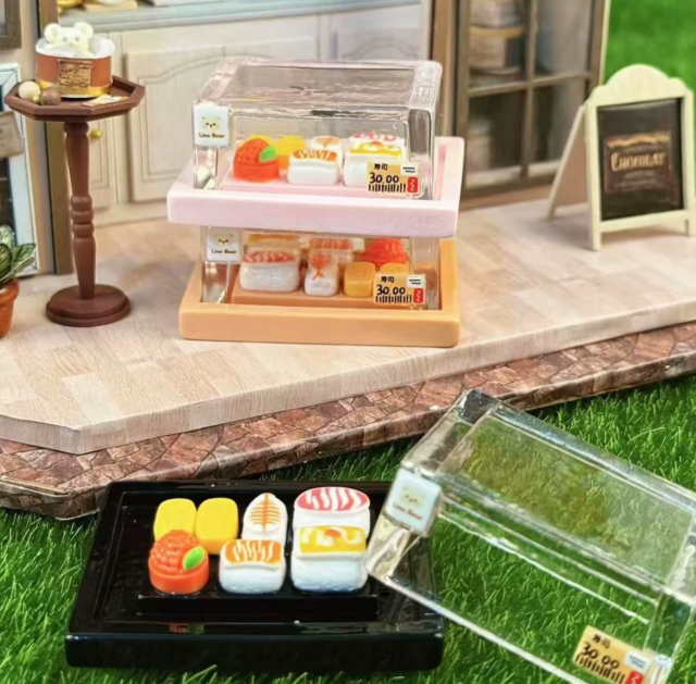 Mini Sushi Box Miniature Charm