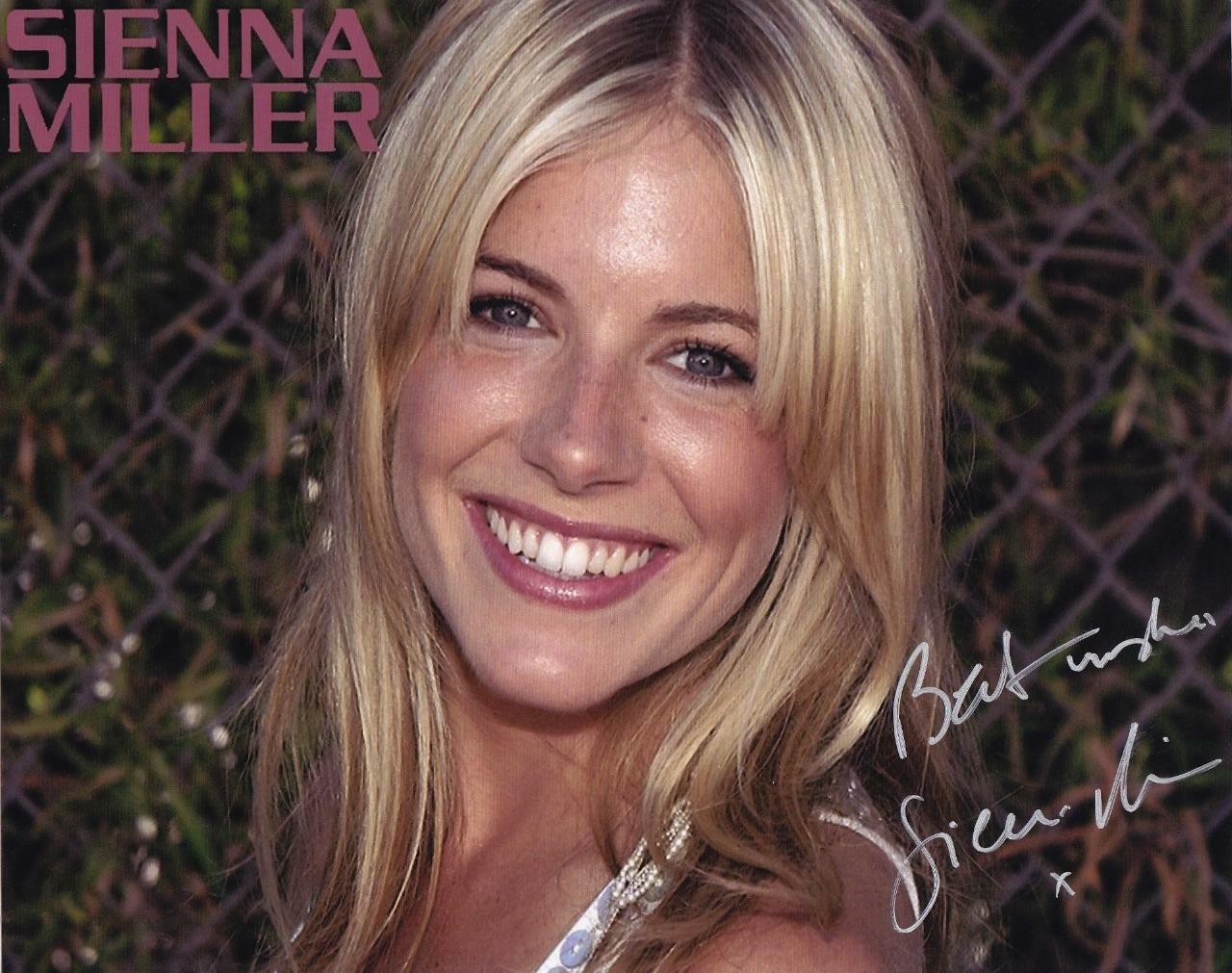 Sienna Miller SIGNED AUTOGRAPHED 10 X 8