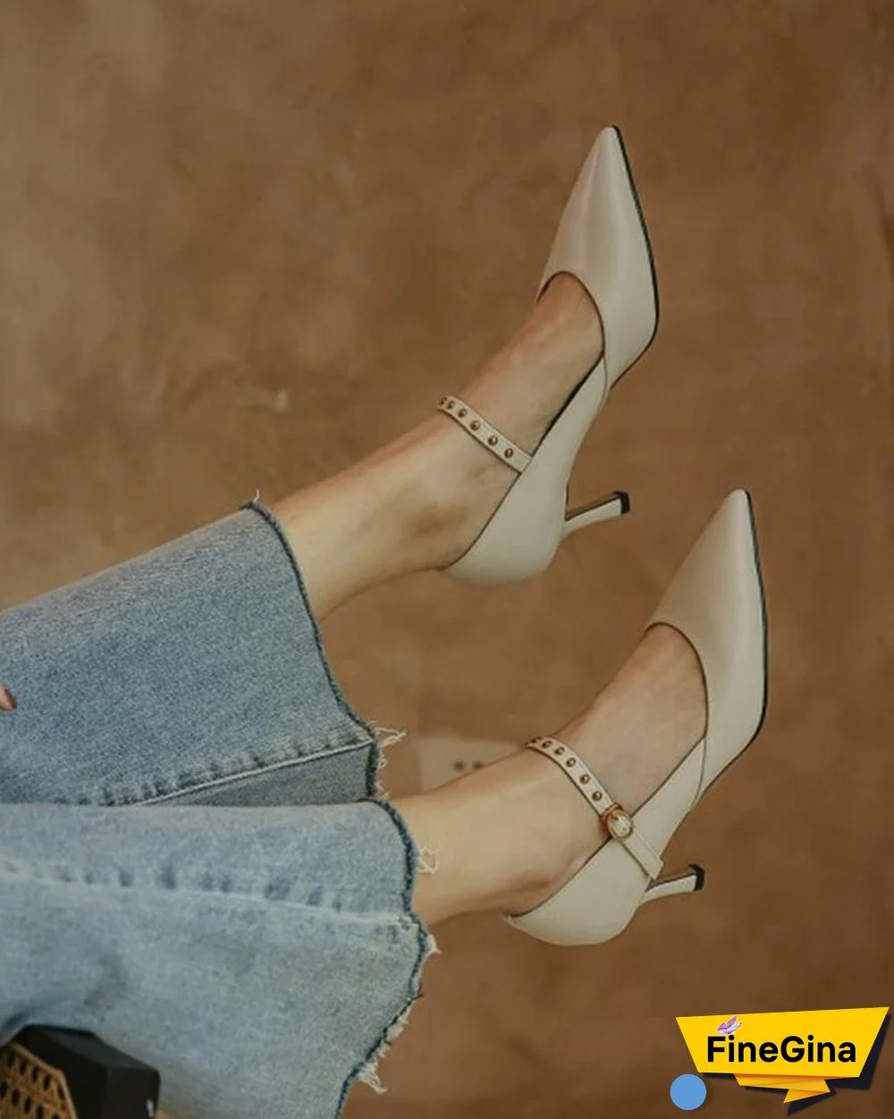 Solid Pointed-toe Shallow Mouth High Heels