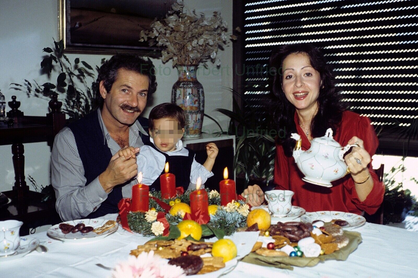 Vicky Leandros - Advent Familien Foto 20 x 30 cm ohne Autogramm (Nr 2-410