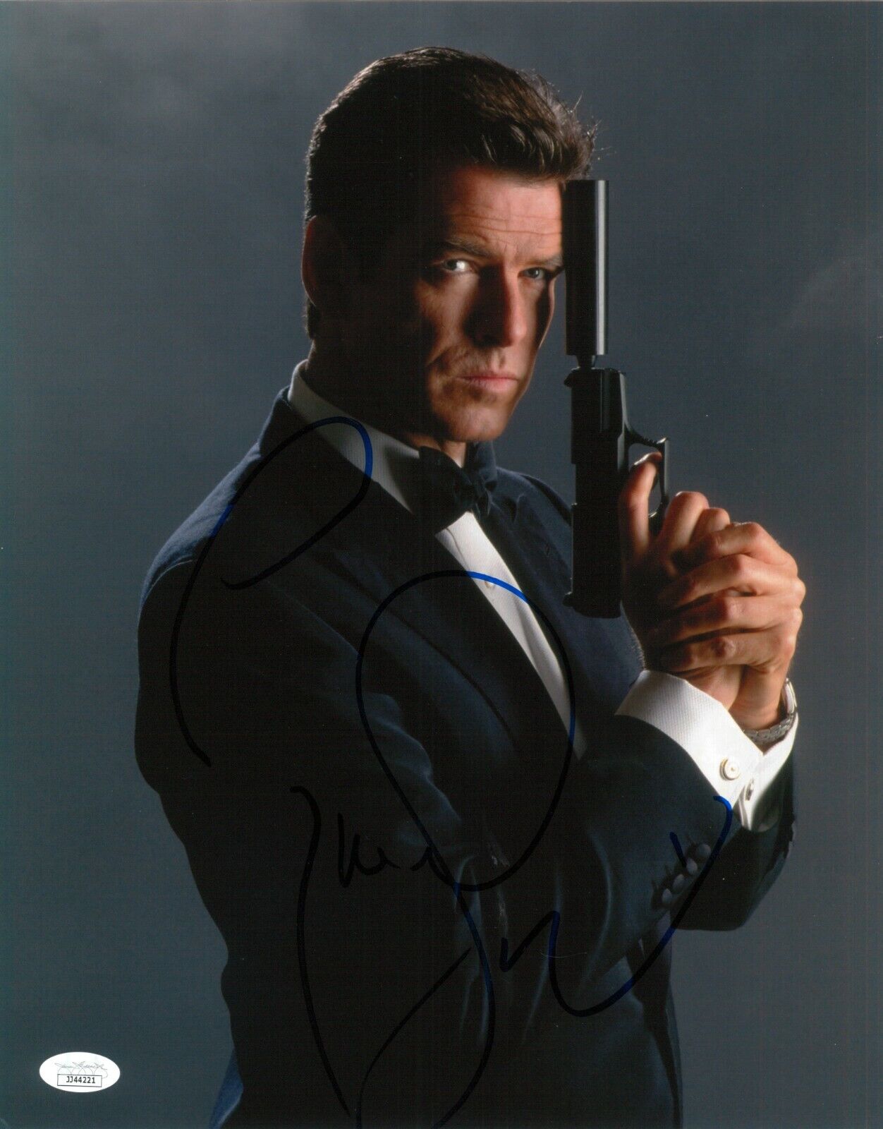 Pierce Brosnan Hand Signed 11x14 Photo Poster painting JSA COA Autograph James Bond 007