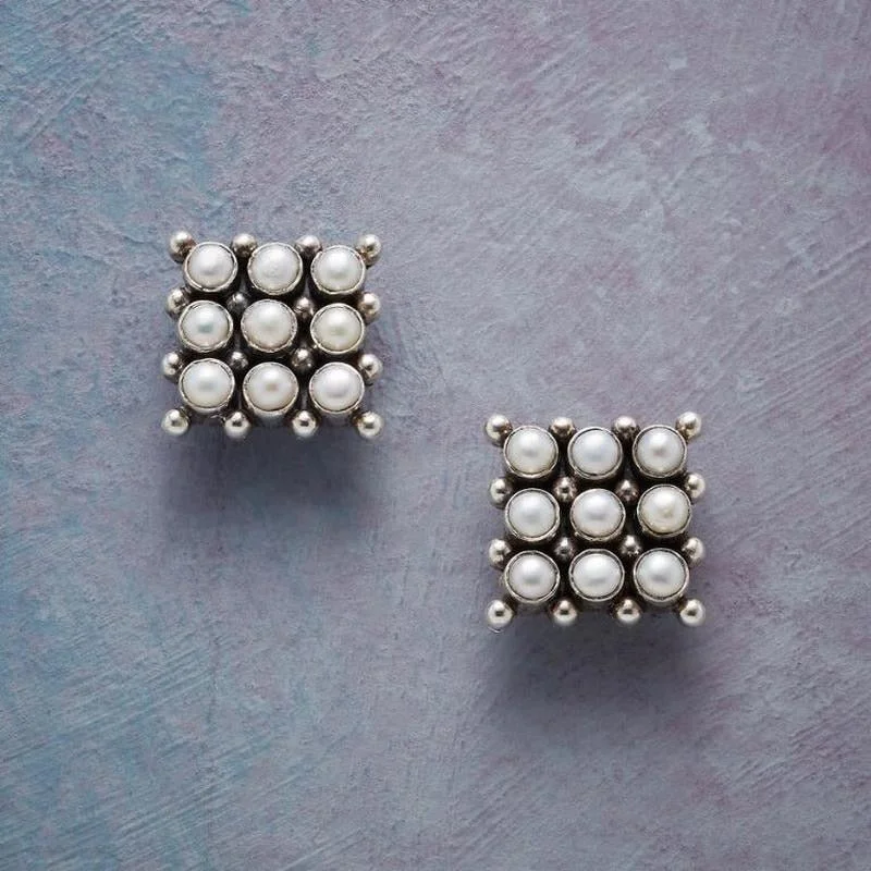 Simple Square Silver Color Inlaid 9 Pearl Ear Stud Earrings Ladies Personality Elegant Party Jewelry Wedding Earrings