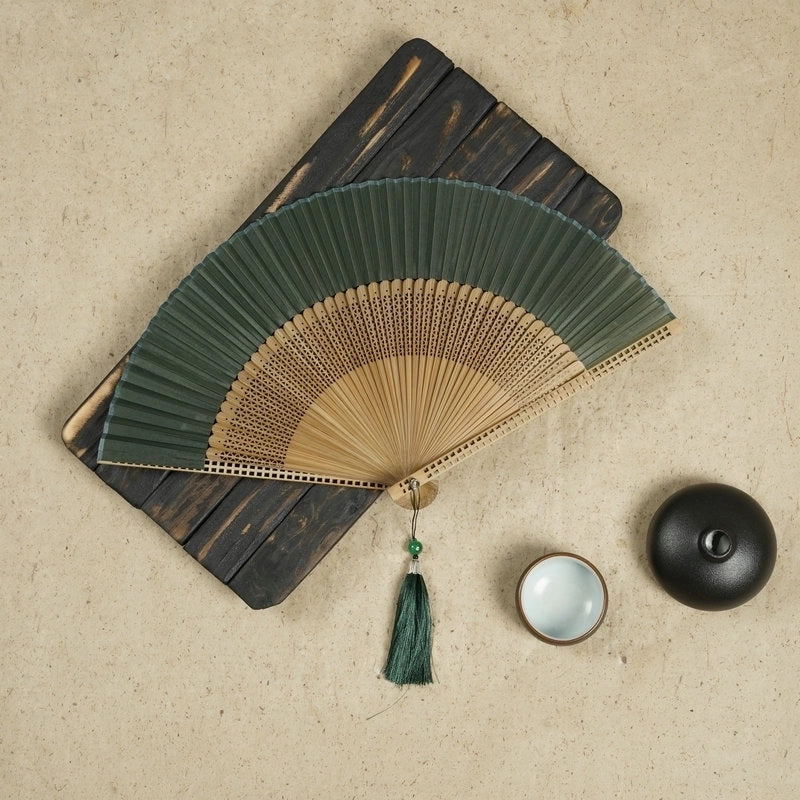 21cm Bamboo Silk Fan Women’s Archaic Folding Fan Tassel 6-inch Scenic Spot Travel Photo Fan