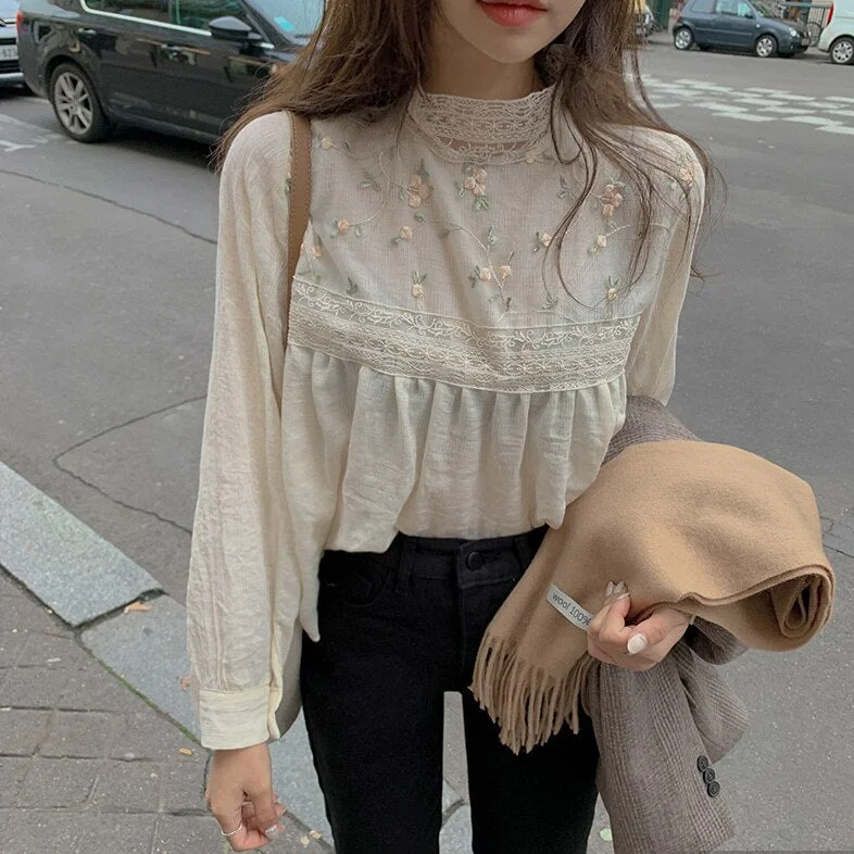 Brand New Lace Stand Collar Long Sleeve Blouse Embroideried Flower Chic Women Shirt Autumn New Tops Chemise Blusa