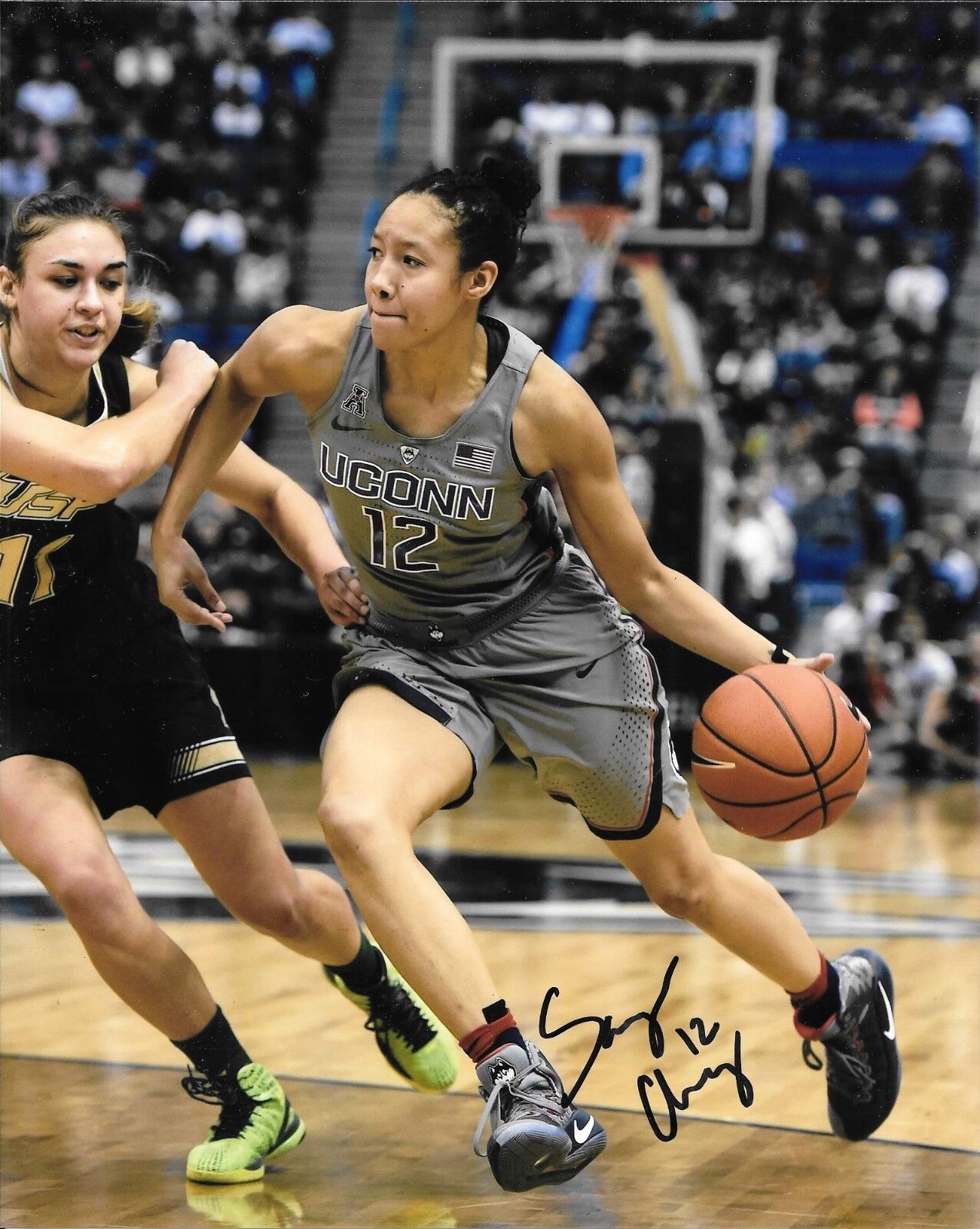 DALLAS WINGS SANIYA CHONG HAND SIGNED UCONN LADY HUSKIES 8X10 Photo Poster painting W/COA