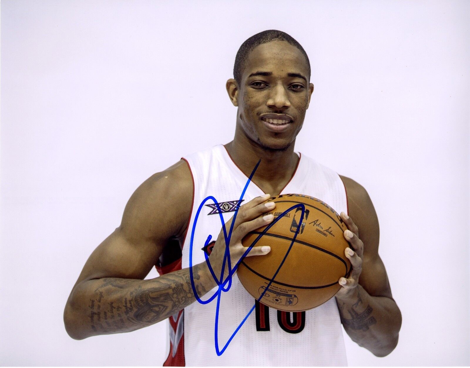 Demar Derozan Signed 11x14 Photo Poster painting Will Pass PSA COA Autograph Auto Toronto Raptor