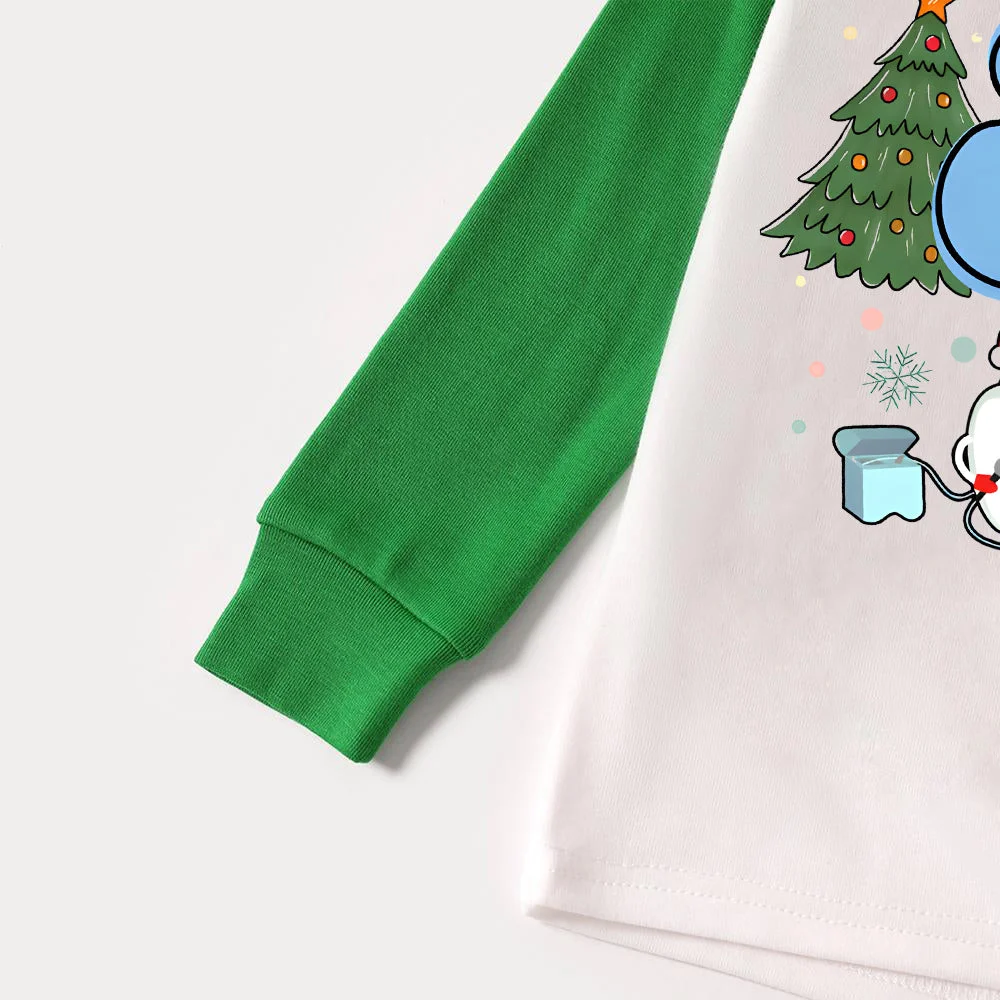 Christmas Tree and Floss Patterned and 'Here Comes Santa Floss ' Letter Print Contrast Tops and Black and Gren Plaid Pants  Family Matching Raglan Long-sleeve Pajamas Sets